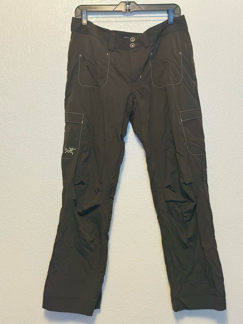 Arc'teryx Women's Pants in Olive Green 12/31 GUC